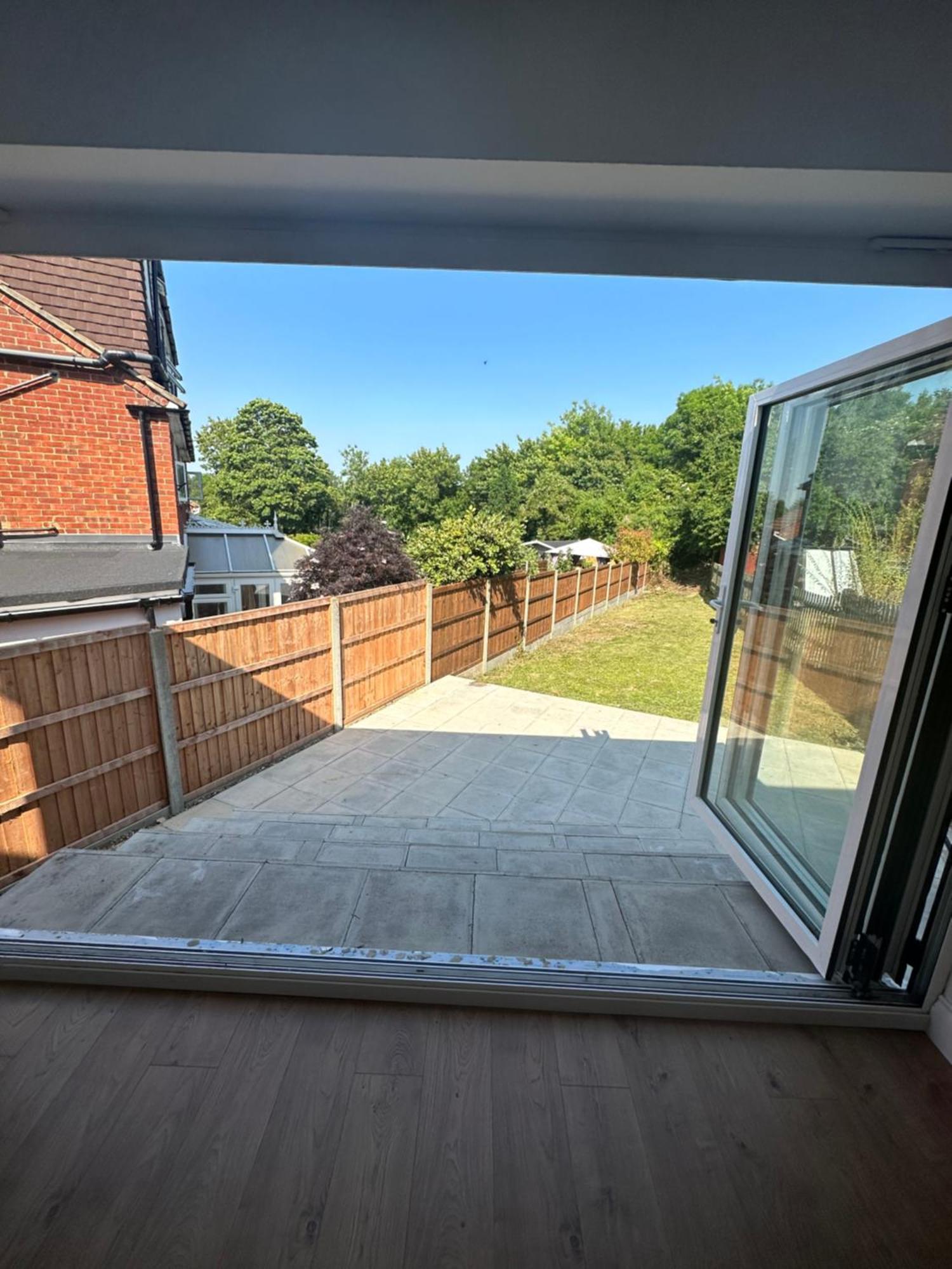 5 Bedroom House In Orpington Exterior photo